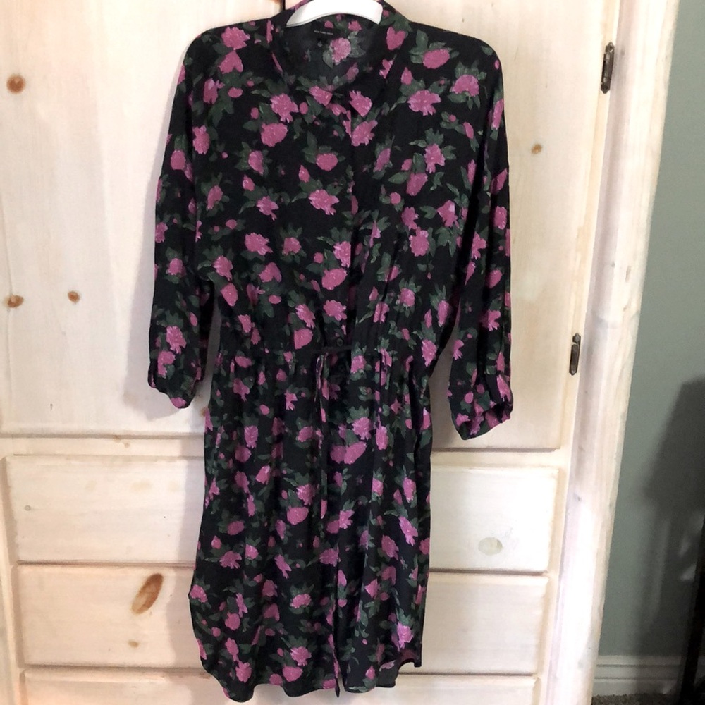 Floral collar dress